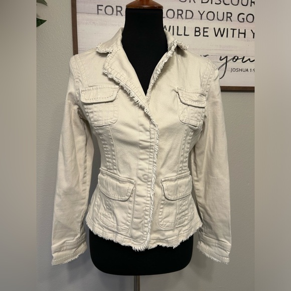 Live a little vintage Y2K White Casual Distressed Jacket / Size: M - Picture 9 of 14